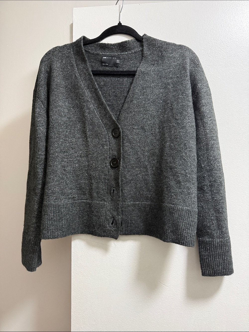 ASOS size 6 Charcoal V-Neck Button Cardigan Sweater